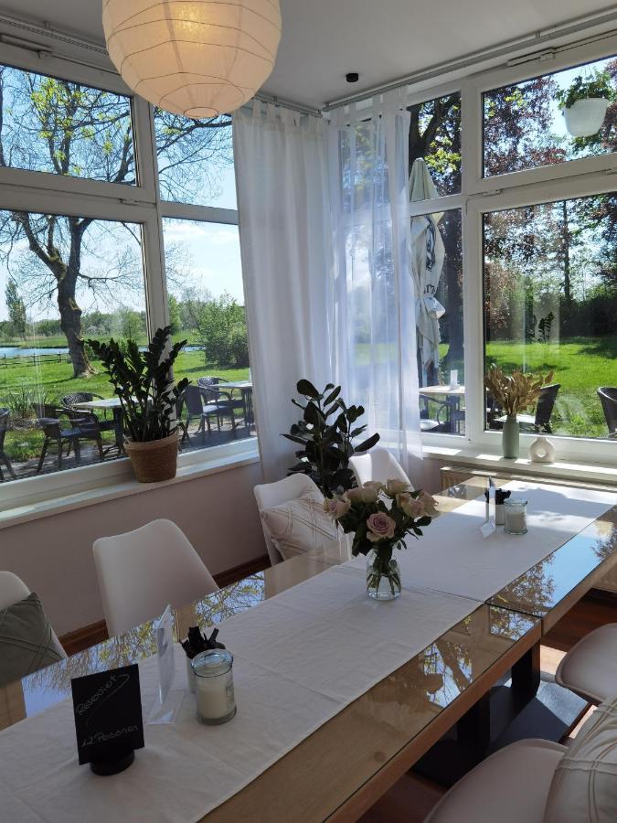 Stedinger Landhotel & Cafe Berne Exterior foto